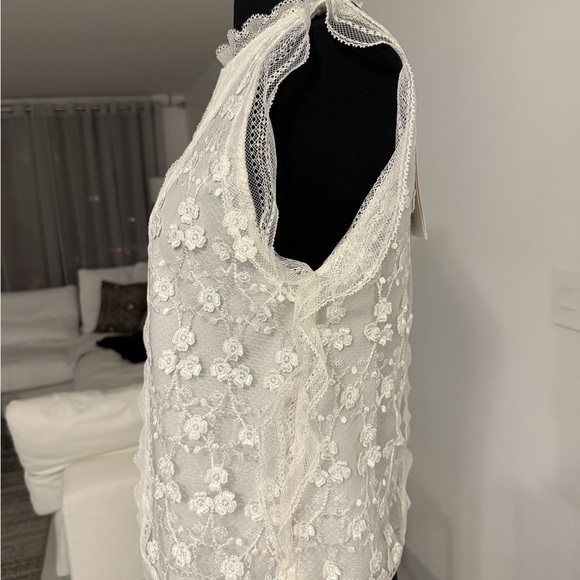 Alexis Essie Embroidered Floral Lace white Top - Picture 5 of 9